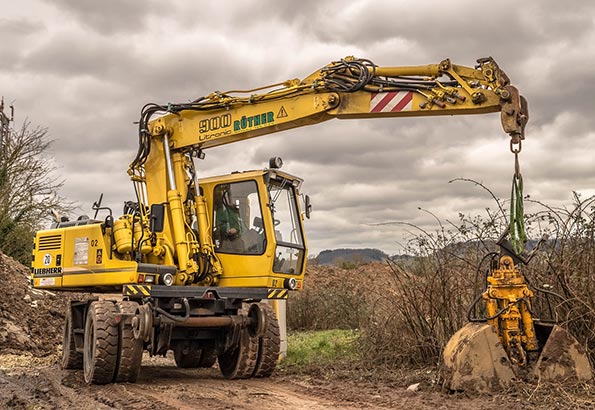 工程机械中的推土机技术与应用